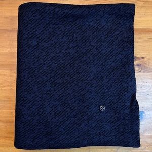 Lululemon Blanket Scarf